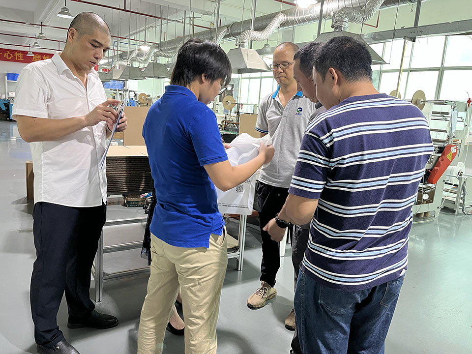 歡迎小米公司最后驗(yàn)廠環(huán)節(jié)！(圖2)