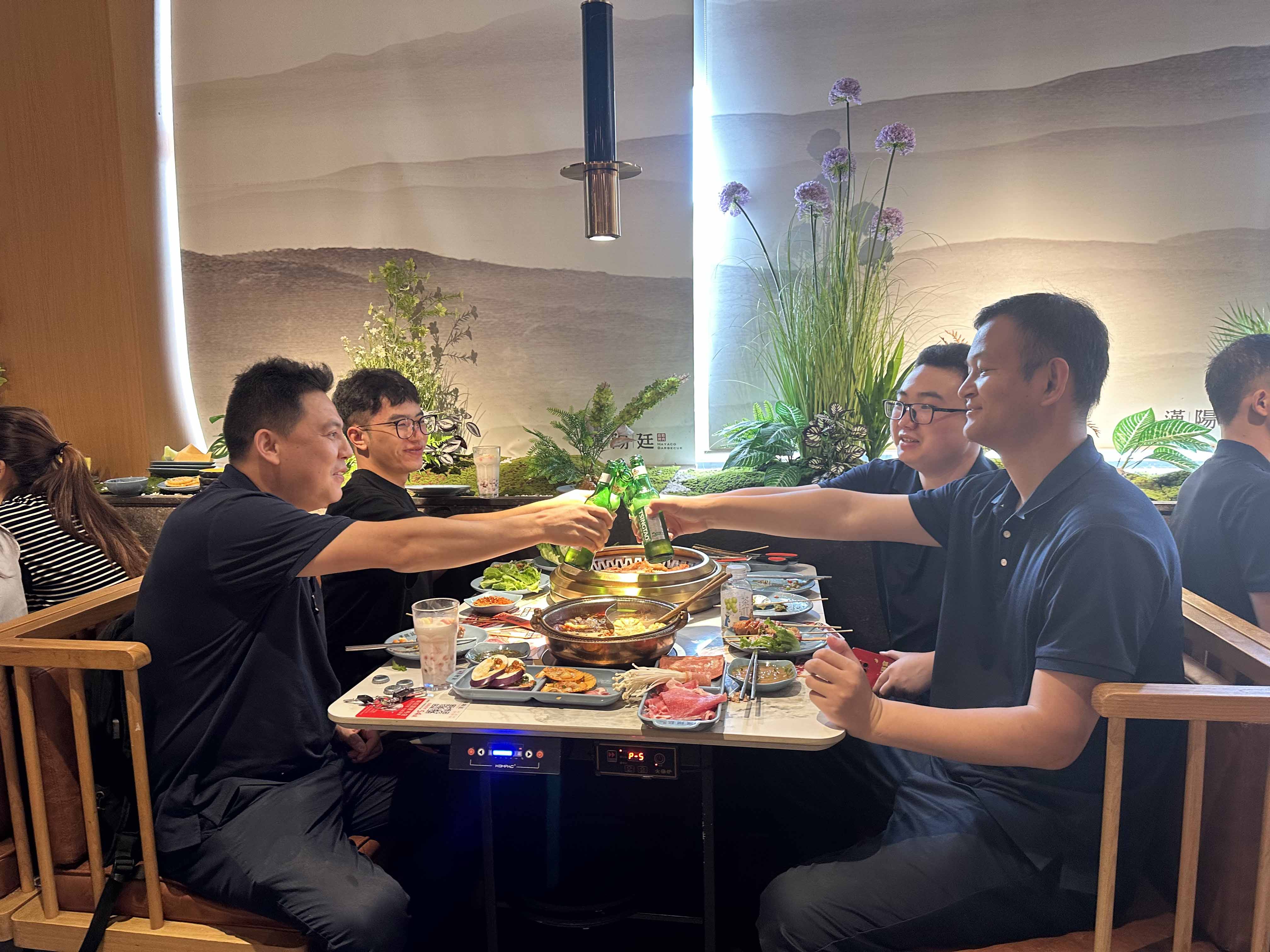 久信達(dá)科技公司員工齊聚光明區(qū)蠄蜍石，開啟活力爬山之旅暨團(tuán)建活動(圖5)